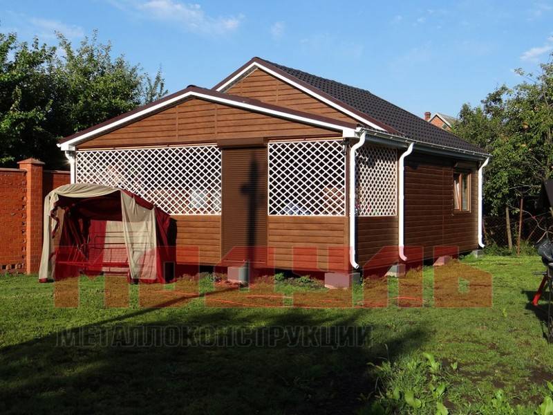 дачный  дом размером 7х6х4 м + веранда 7х2.5 м