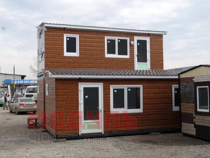 дачный дом из 2-х комнат размером 7х3х3 м