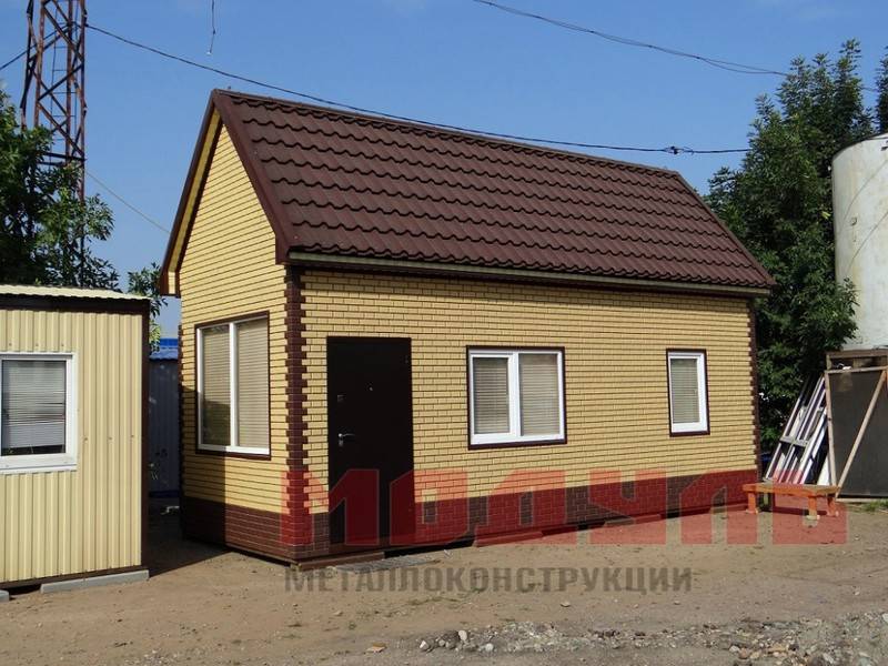 Дачный домик размером 8х3х4 м