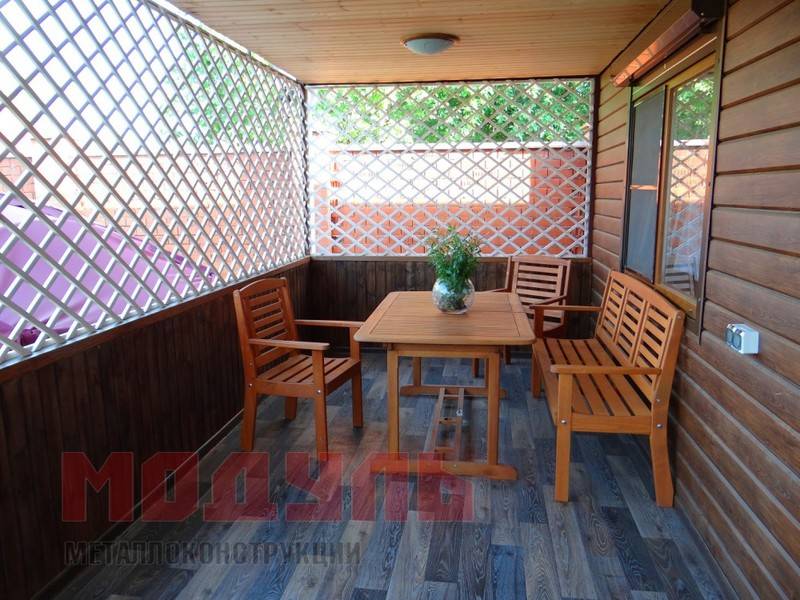 Веранда размером 7х2,5 м