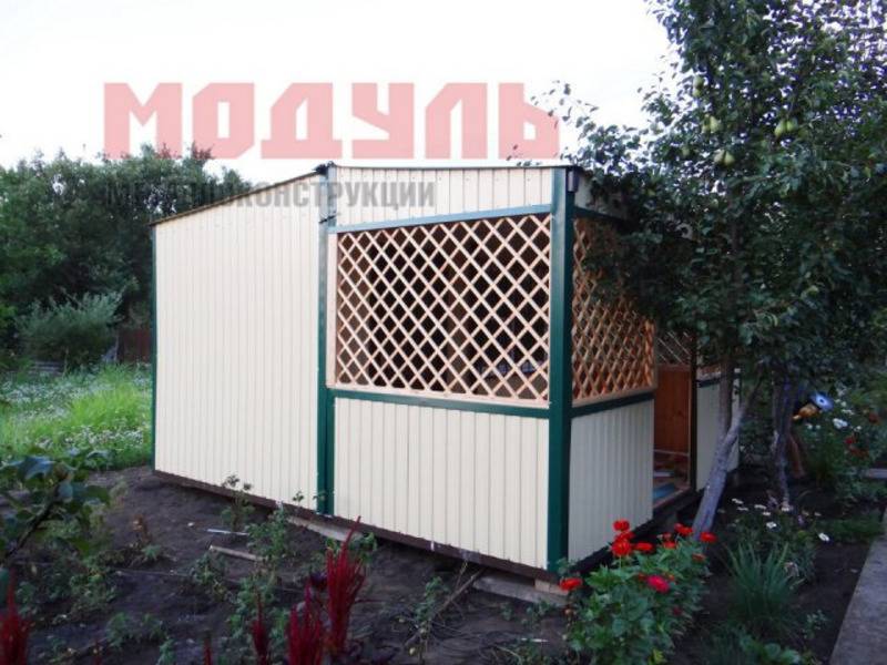 Дачный домик размером 6х3х3 м прихожая, санузел, комната