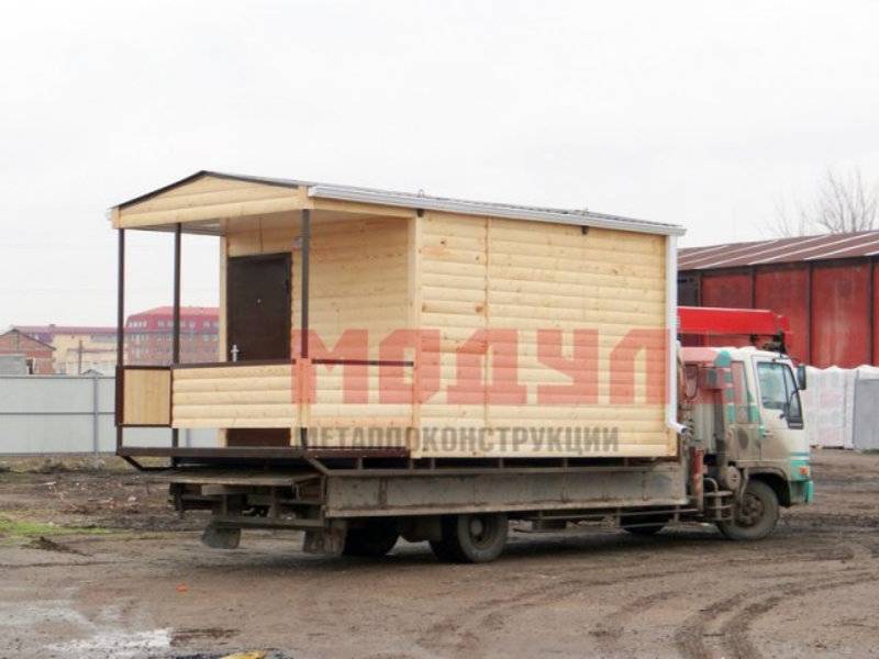 Садовый домик размером 5х3х3 м с верандой