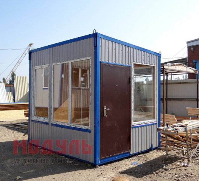 Пост охраны размером 3х2х2,7м, утепленный, с окнами на три стороны (A2702)