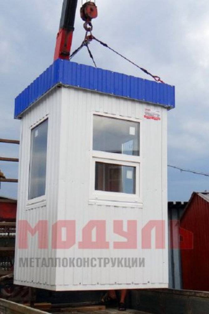 Пост охраны размером 1,5х1,5х2,7 м утепленный, с окнами на три стороны (A2707)