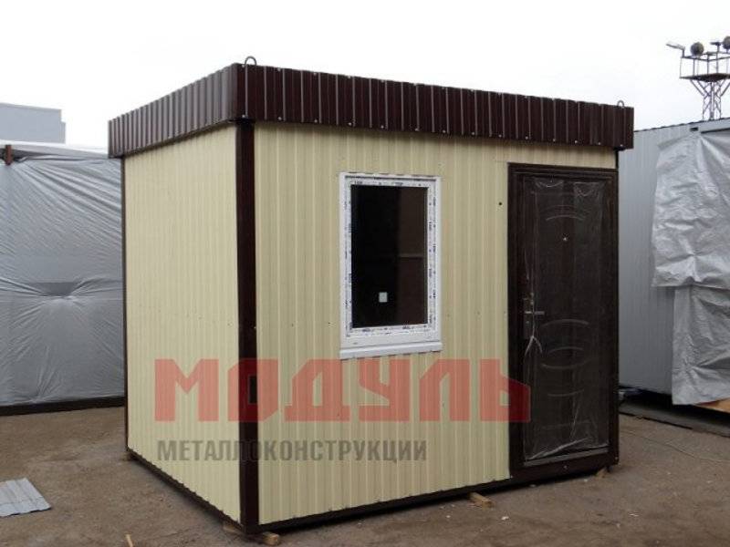 Пост охраны размером 2,4х2,4х2,7 м, утепленный с одним окном (A2710)
