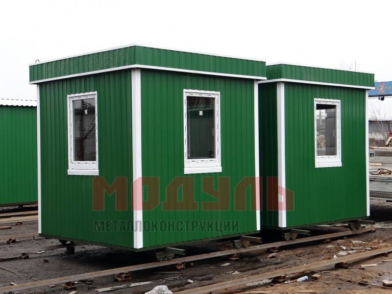 Пост охраны размером 2,4х2,4х2,7м, утепленный с двумя окнами (A2738)