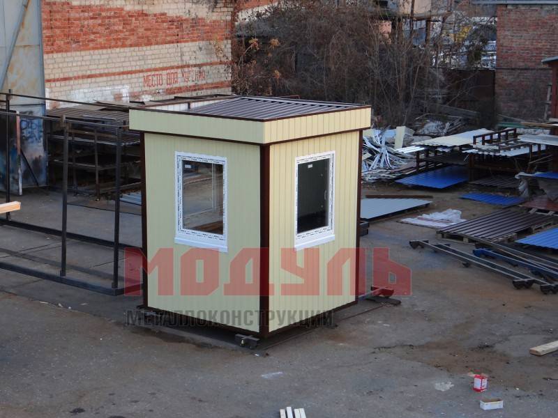 Пост охраны размером 2х2х2,7м, утепленный, с окнами на три стороны (A2748)
