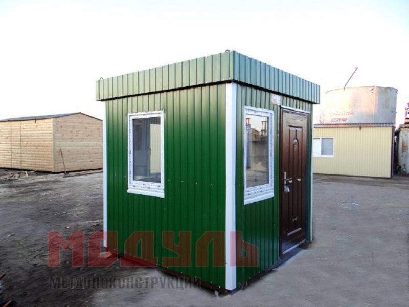 Пост охраны размером 2,4х2,4х2,7м, утепленный с двумя окнами (A2822)