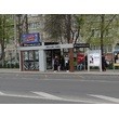 остановка размером 4х2,4х3м с торговым павильоном площадью 10 м кв